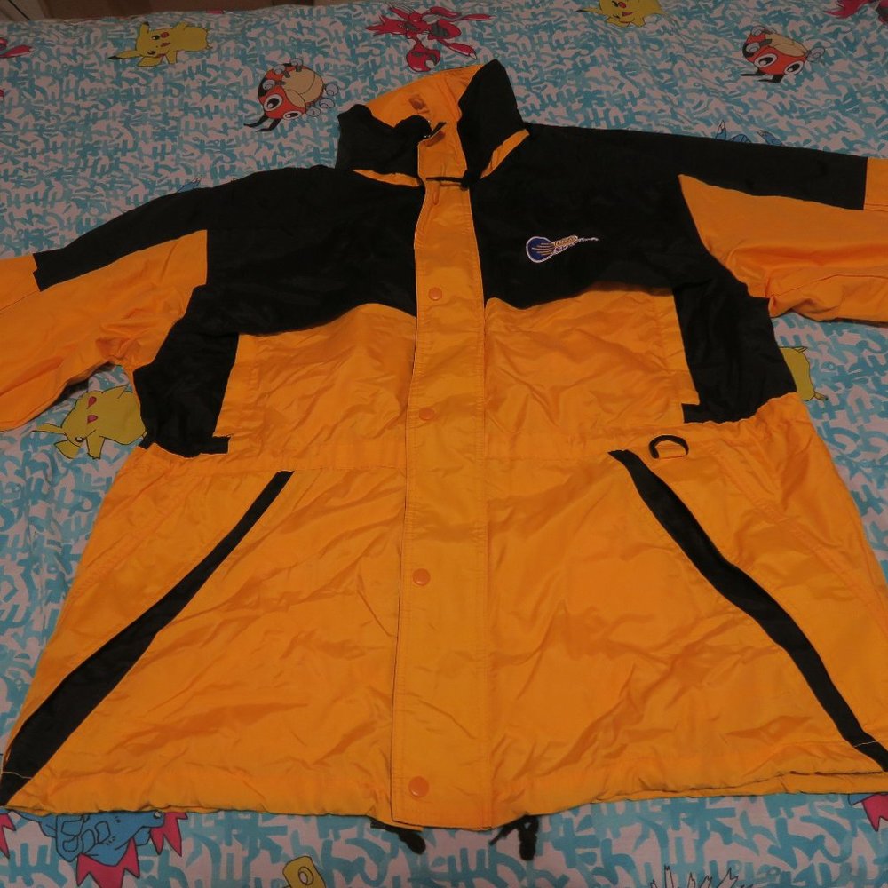LSG Sky Chefs Cintas Ski Jacket Waterproof Employee Uniform Size XL Yellow 3M